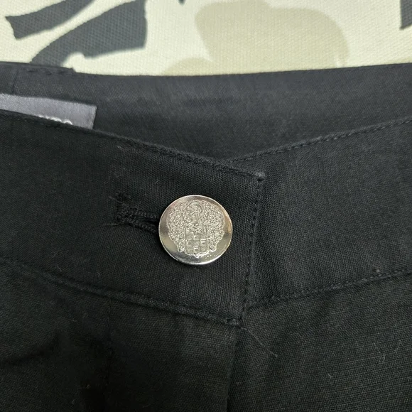 VINCE CAMUTO | Black Cropped Capri/Ankle Pants sz 6 - Picture 6 of 8